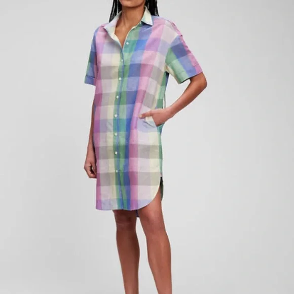 jocelyn short sleeve linen dress Boden Women's Jocelyn Short Velvet Dress in Black